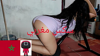 Cô Gái Maroc Nóng Bỏng Với Đường Cong Saudi Trong Video Sex Nóng Bỏng