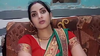 Reshma Bhabhi, uimitoarea vedetă porno indiană, se angajează în intimitate pasională cu șoferul ei personal