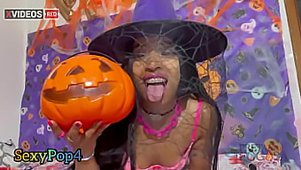 Morena Rabuda Enjoys A Steamy Anal Encounter With A Horny Penis On Halloween Night