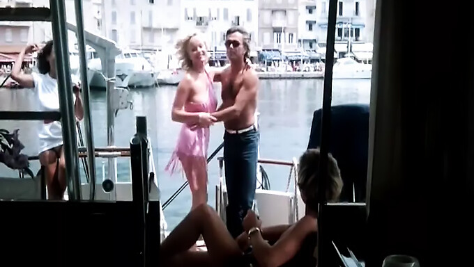 Vintage St. Tropez: Un film erotic european clasic din 1981