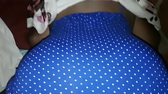 Busty Wife'S Amateur Video Showcasing Her Voluptuous Derriere